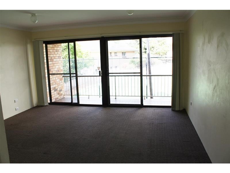 13 Wharf Road, Broadbeach QLD 4218