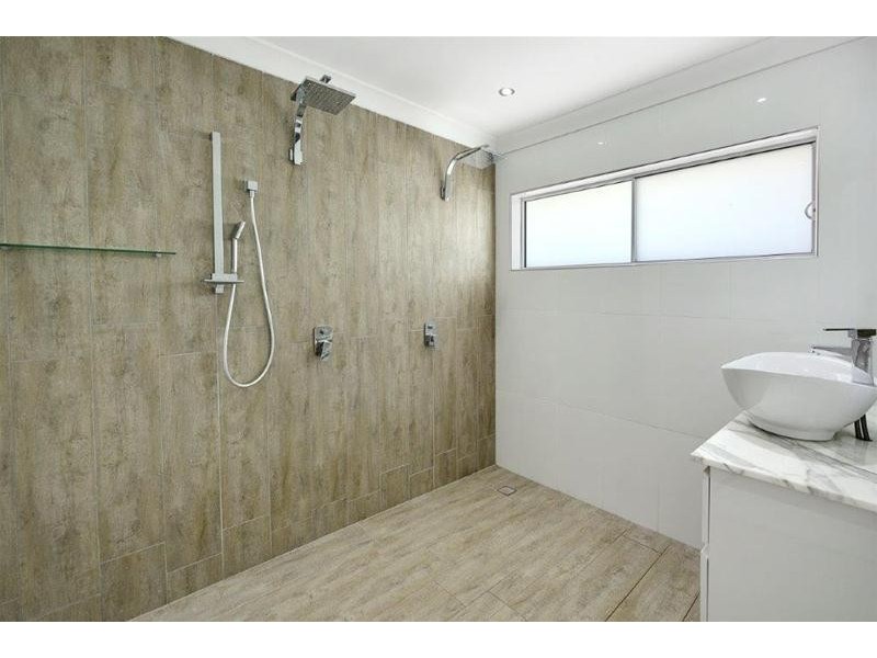 51 Salerno Street, Isle Of Capri QLD 4217