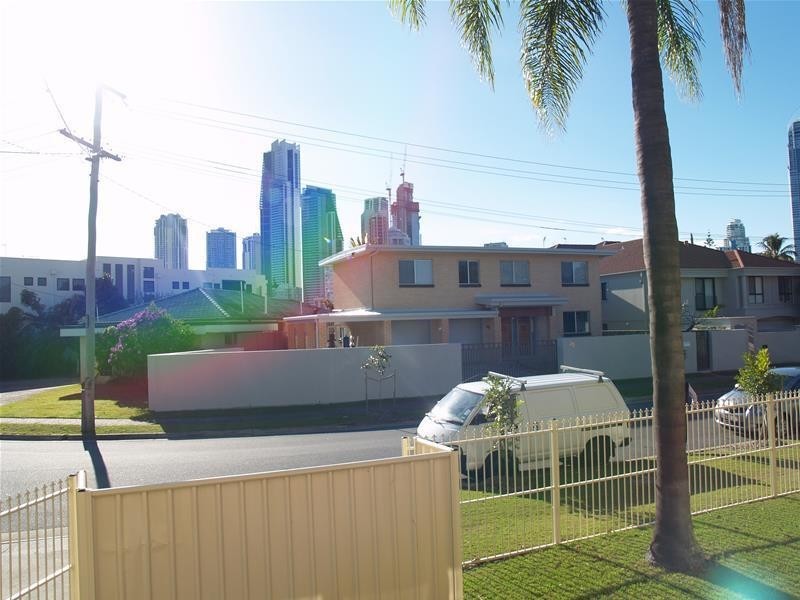 28 Sunrise Boulevard ‘Sunsand’, Surfers Paradise QLD 4217