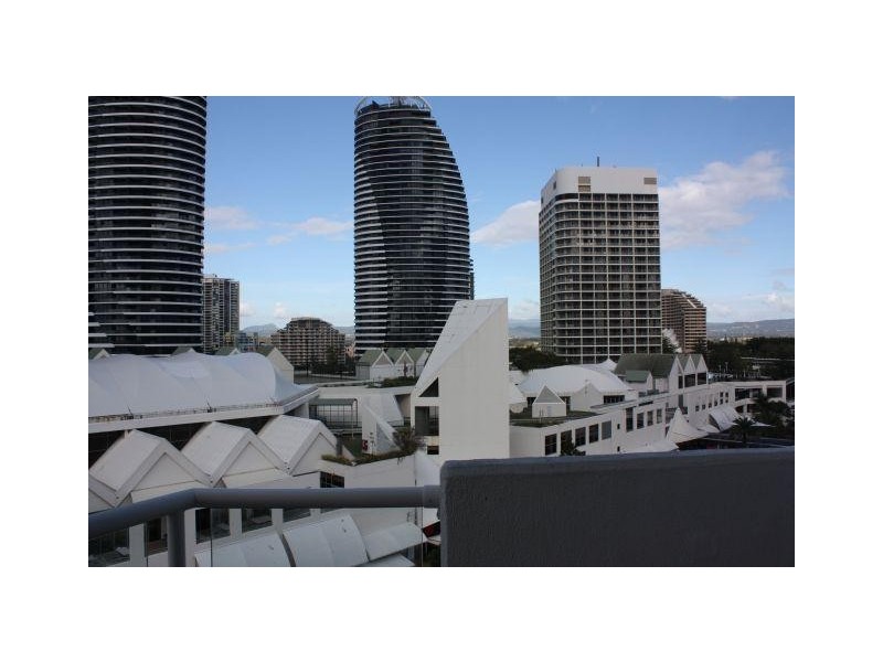 157 Old Burleigh Road (South Pacific Plaza), Broadbeach QLD 4218