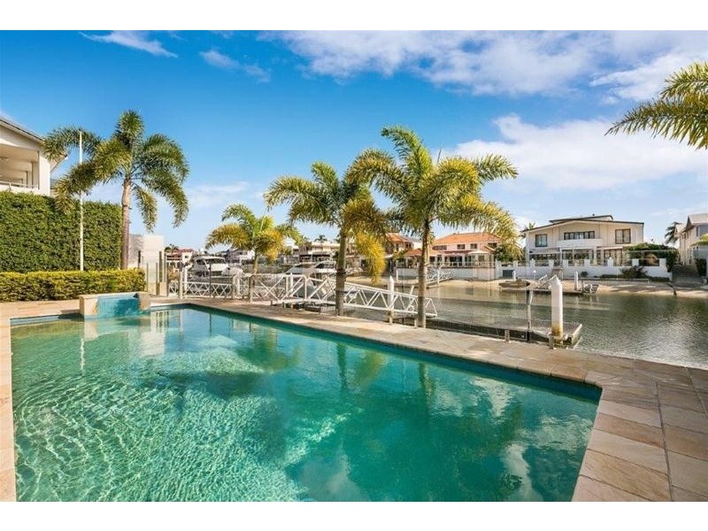 14 Seafarer Court, Paradise Waters QLD 4217