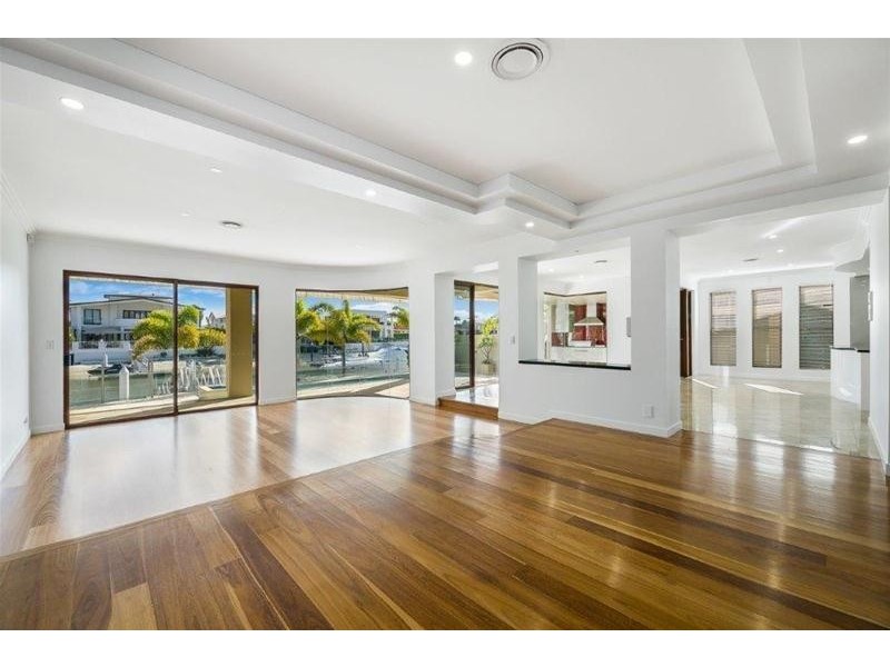 14 Seafarer Court, Paradise Waters QLD 4217