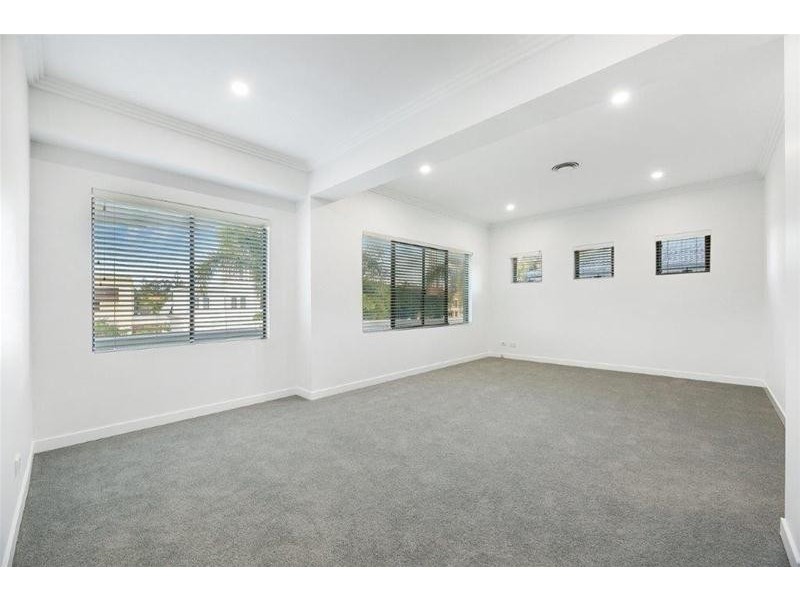 14 Seafarer Court, Paradise Waters QLD 4217