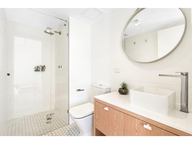 7A ‘Beachside Tower’ 3545 Main Beach Parade, Main Beach QLD 4217