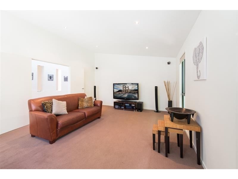 21  Corvus Way, Robina QLD 4226