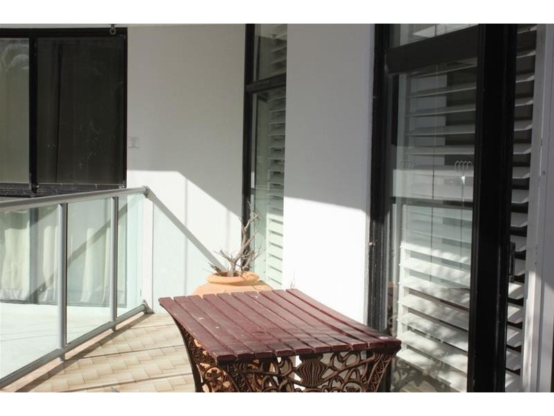 5 Clifford Street, Surfers Paradise QLD 4217