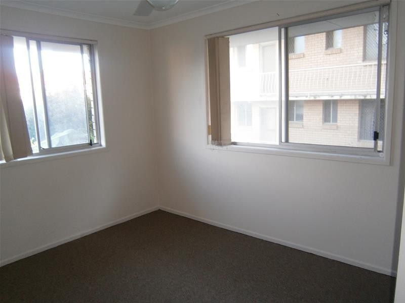 10 Acacia Avenue, Surfers Paradise QLD 4217