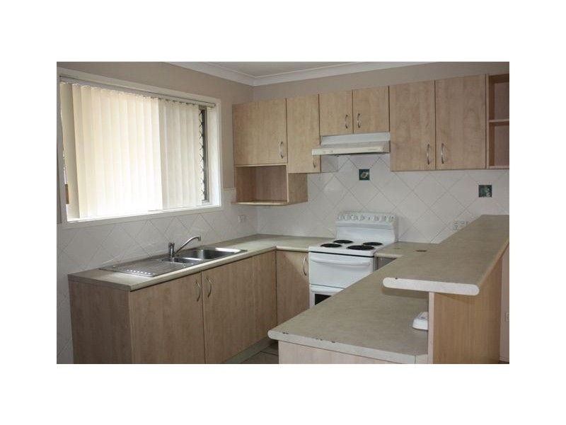 25 Oak Avenue (Budds Beach), Surfers Paradise QLD 4217