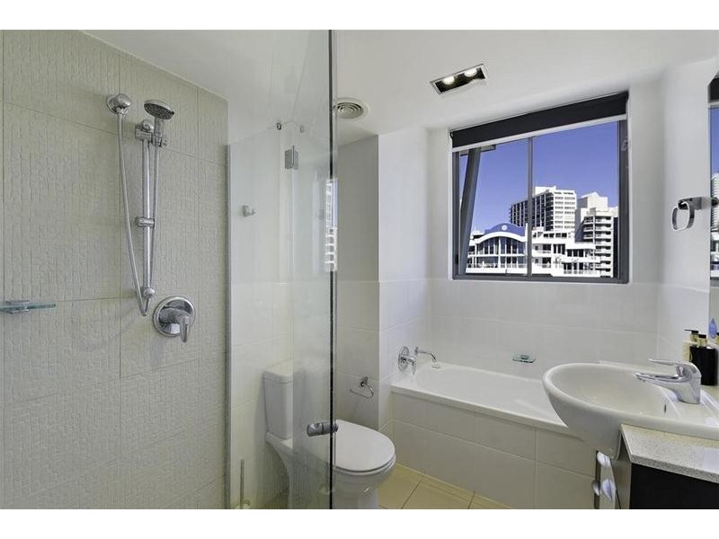 ‘Trilogy’ 21 Cypress Avenue, Surfers Paradise QLD 4217