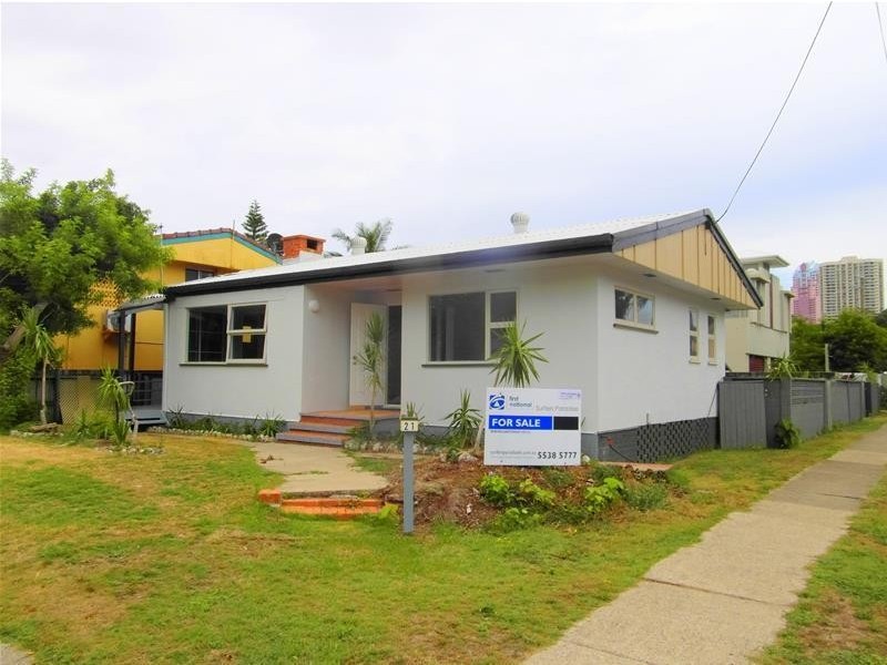 21 Pine Avenue, Budds Beach, Surfers Paradise QLD 4217