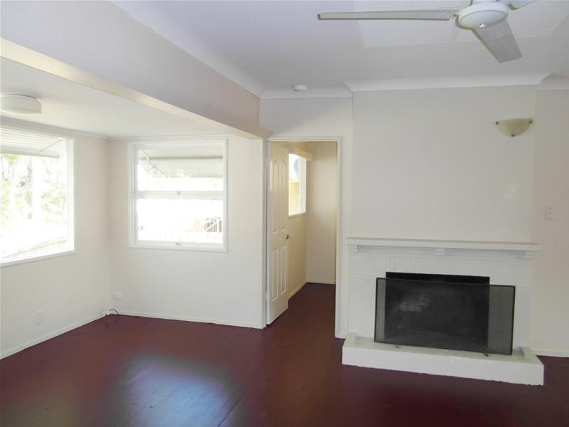 21 Pine Avenue, Budds Beach, Surfers Paradise QLD 4217