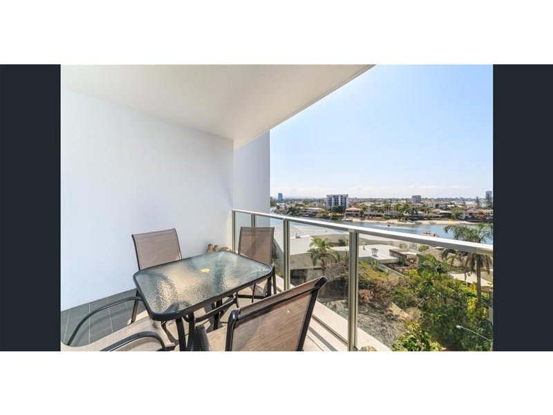 606/4 Wahroonga Place, Surfers Paradise QLD 4217