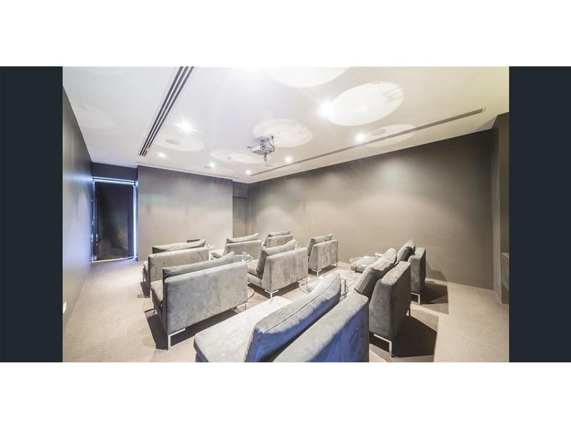 606/4 Wahroonga Place, Surfers Paradise QLD 4217