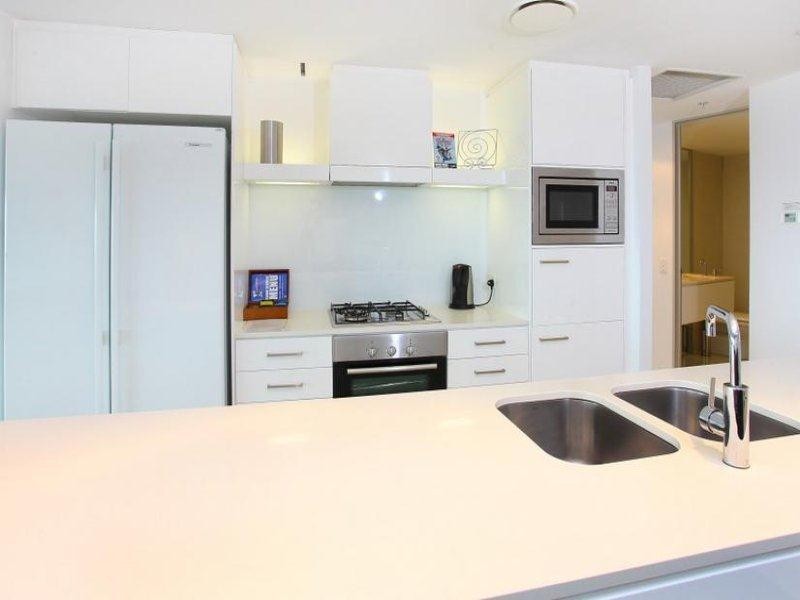 4007 Q1′/9 Hamilton Avenue, Surfers Paradise QLD 4217