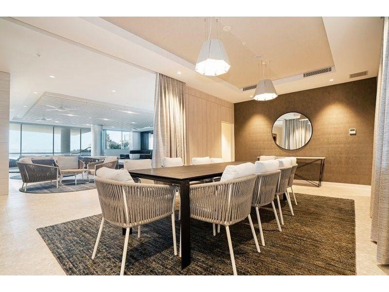 3 Northcliffe Terrace, Surfers Paradise QLD 4217