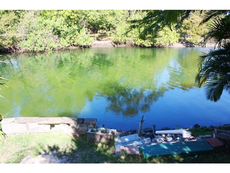 46 Monaco Street, Broadbeach Waters QLD 4218