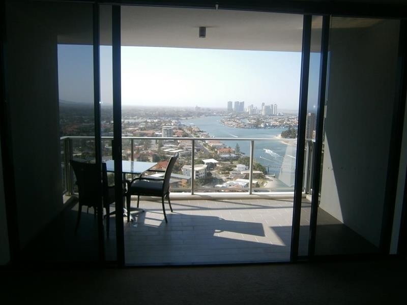 “Avalon” 4 Wahroonga Place, Surfers Paradise QLD 4217