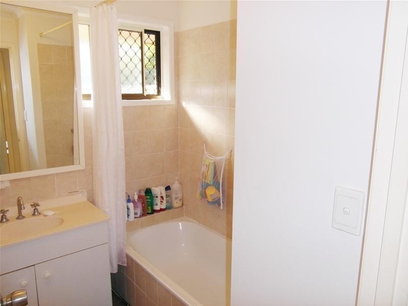 13 Ancona Street, Carrara QLD 4211