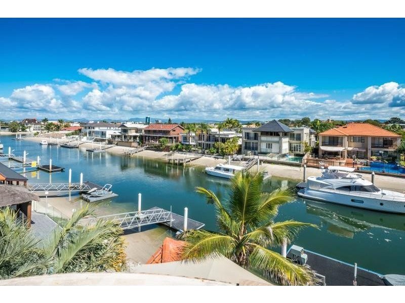 22 Buccaneer Court, Paradise Waters QLD 4217