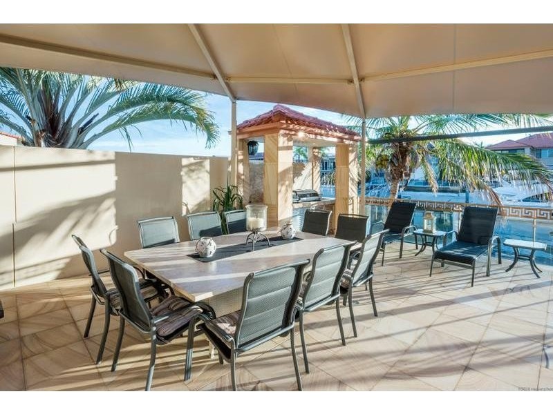 22 Buccaneer Court, Paradise Waters QLD 4217