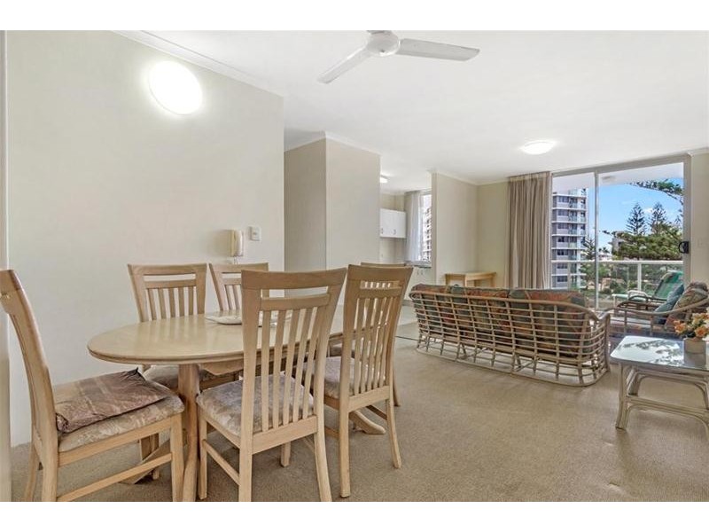 18/4 Clifford Street, Surfers Paradise QLD 4217