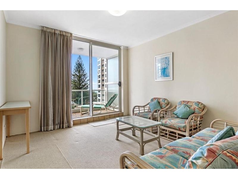 18/4 Clifford Street, Surfers Paradise QLD 4217