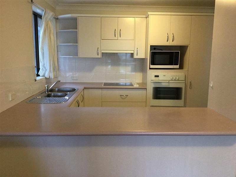 12/5 Old Burleigh Road, Surfers Paradise QLD 4217