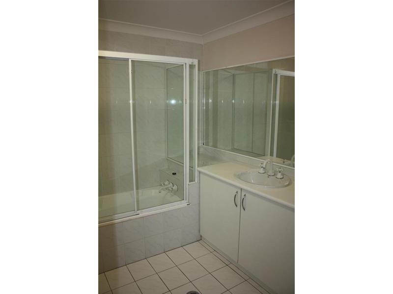 12/5 Old Burleigh Road, Surfers Paradise QLD 4217