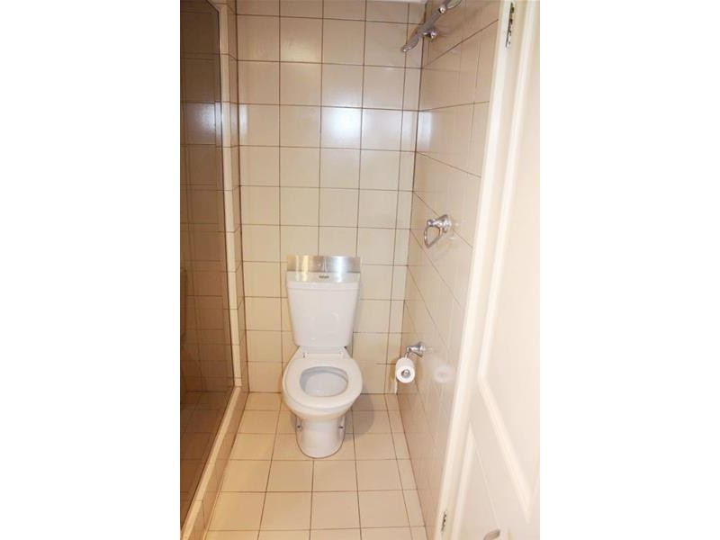 15 Old Burleigh Road, Surfers Paradise QLD 4217