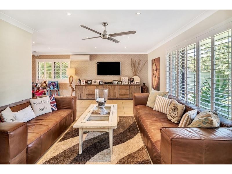 78 Campbell Street, Sorrento QLD 4217