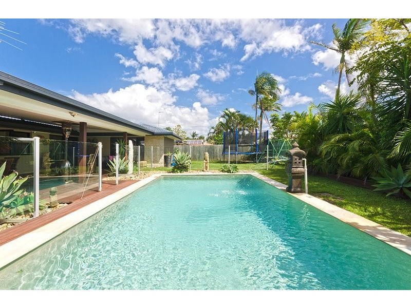 78 Campbell Street, Sorrento QLD 4217