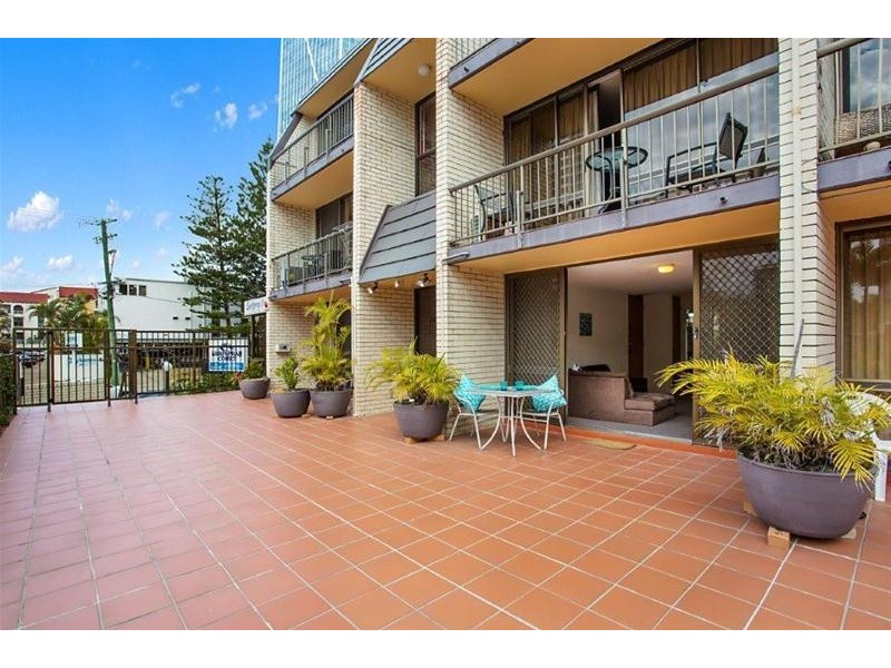 2/21-25 Old Burleigh Road, Surfers Paradise QLD 4217