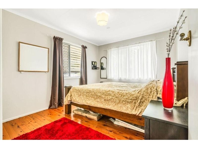 15 Berrigan Street, Southport QLD 4215