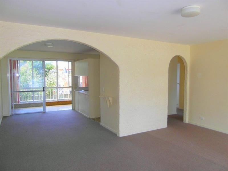 13 Sunset Boulevard, Surfers Paradise QLD 4217