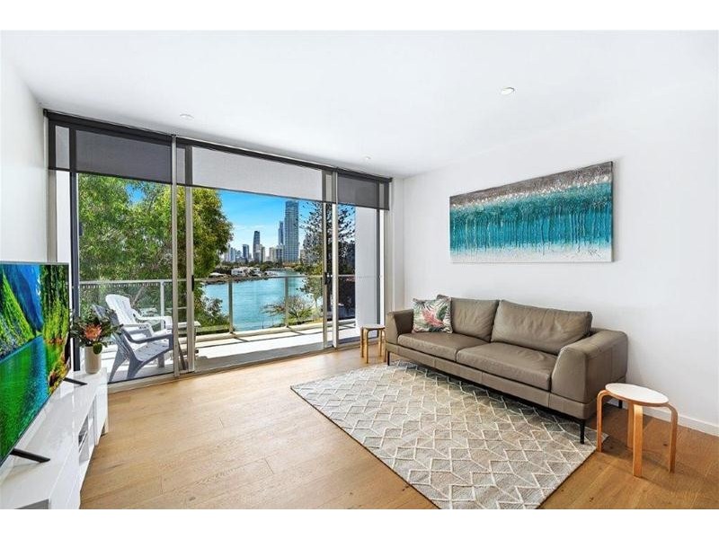 302/19 Cannes Avenue, Surfers Paradise QLD 4217