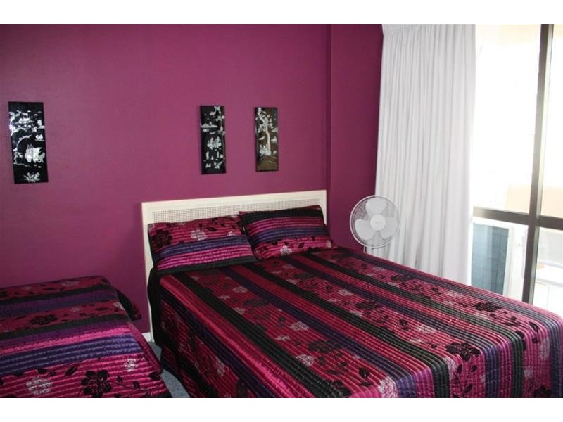 105/3049 Surfers Paradise Boulevard, Surfers Paradise QLD 4217