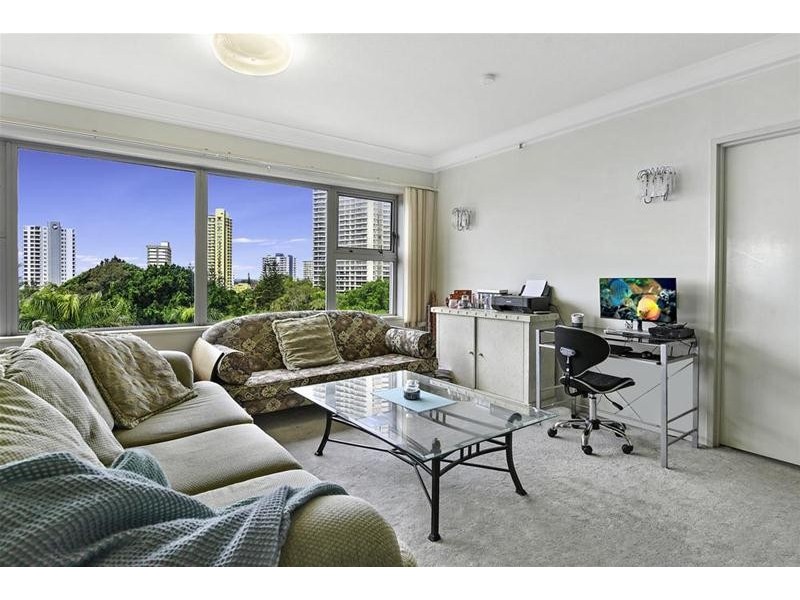 Grand Mariner 12 Commodore Drive, Paradise Waters QLD 4217