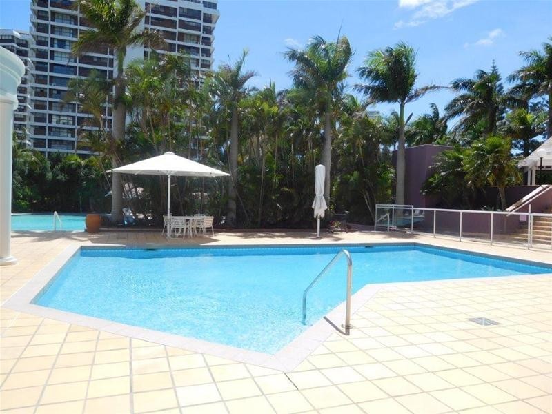 Grand Mariner 12 Commodore Drive, Paradise Waters QLD 4217