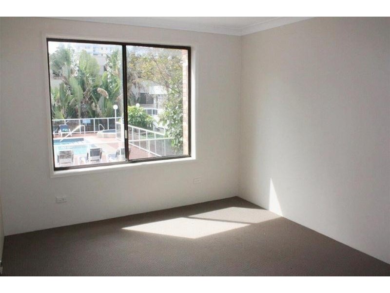 5/22 Markwell Avenue, Surfers Paradise QLD 4217