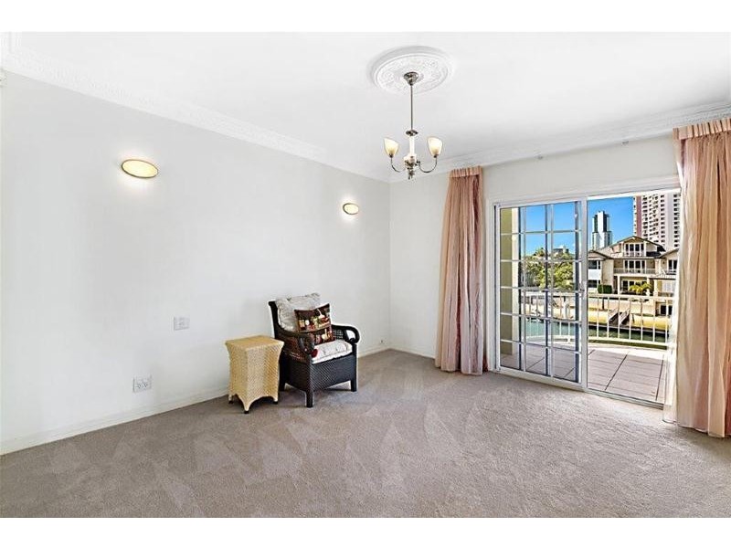 21 Seafarer Court, Paradise Waters QLD 4217