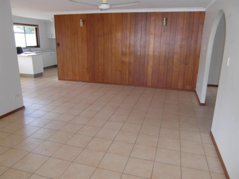 9 Arcadia Drive, Mermaid Waters QLD 4218