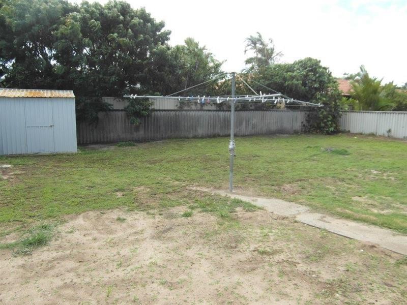 9 Arcadia Drive, Mermaid Waters QLD 4218