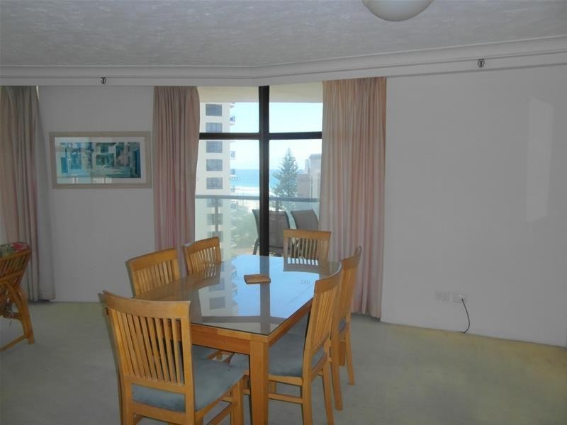 5 Clifford Street “Peninsula”, Surfers Paradise QLD 4217