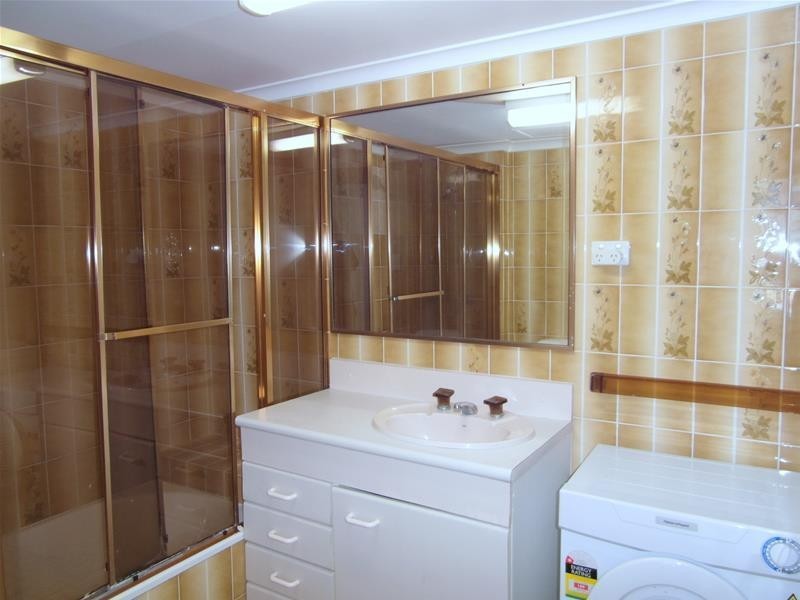 5 Clifford Street “Peninsula”, Surfers Paradise QLD 4217