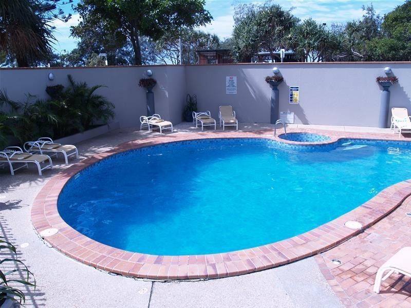 5 Clifford Street “Peninsula”, Surfers Paradise QLD 4217