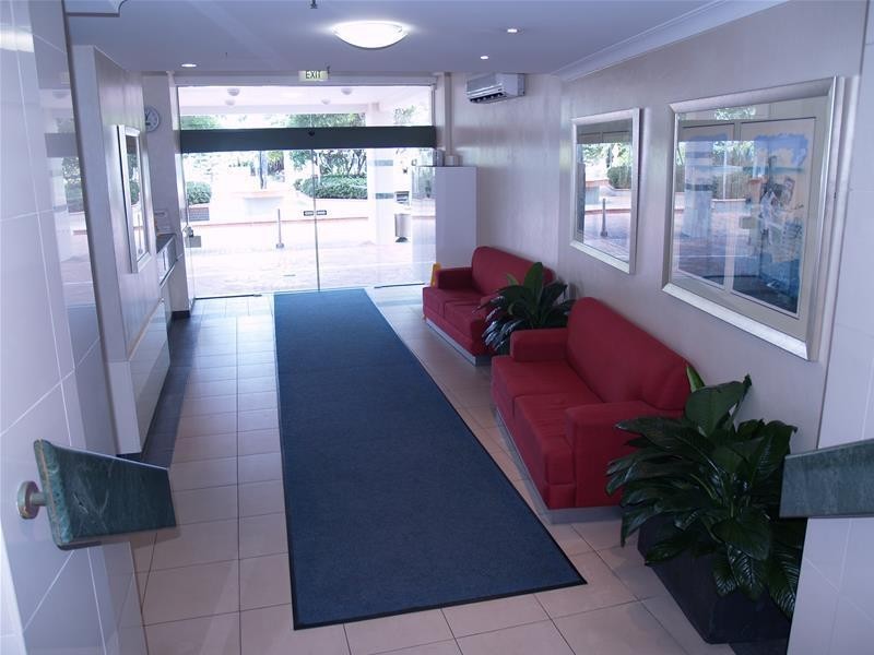 5 Clifford Street “Peninsula”, Surfers Paradise QLD 4217