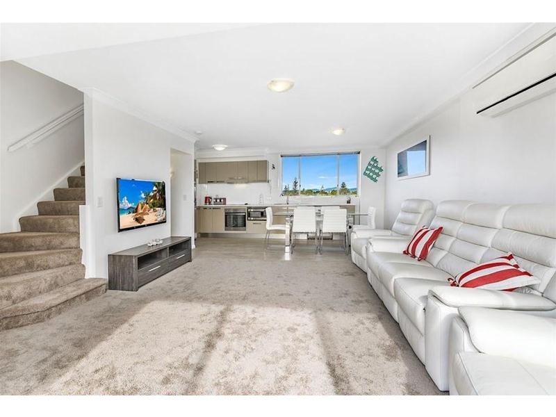 25/3 Sunset Boulevard, Surfers Paradise QLD 4217