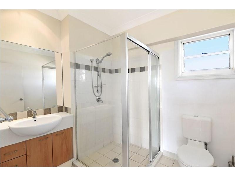 25/3 Sunset Boulevard, Surfers Paradise QLD 4217