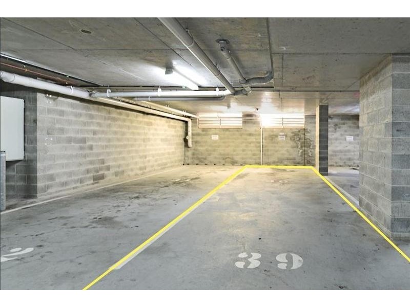 25/3 Sunset Boulevard, Surfers Paradise QLD 4217