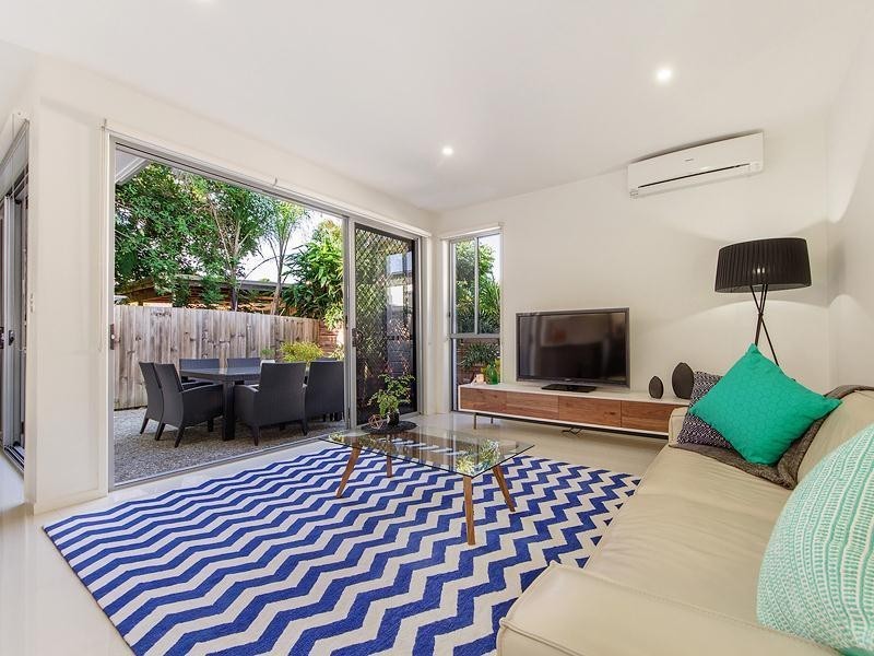 132 Eugaree Street, Southport QLD 4215